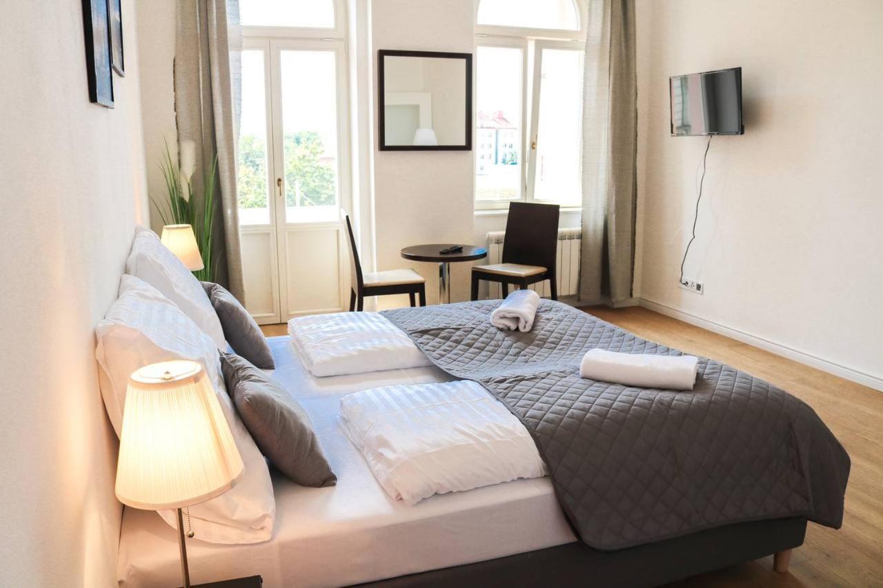 Aparthotel Rose And Prag